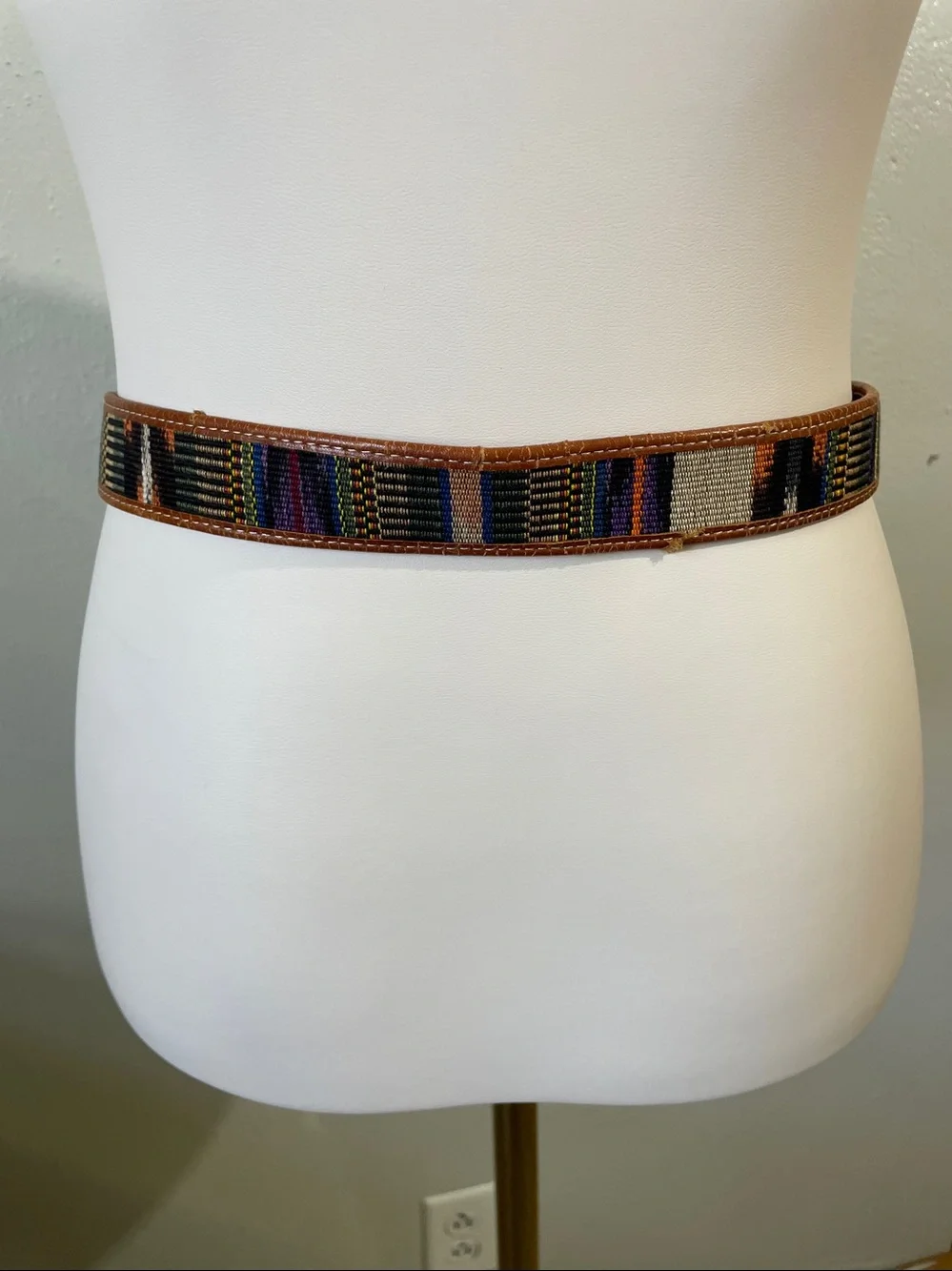 Boho Western Woven Tapestry Leather Belt Multicolor Brown Covered Buckle Sz 38